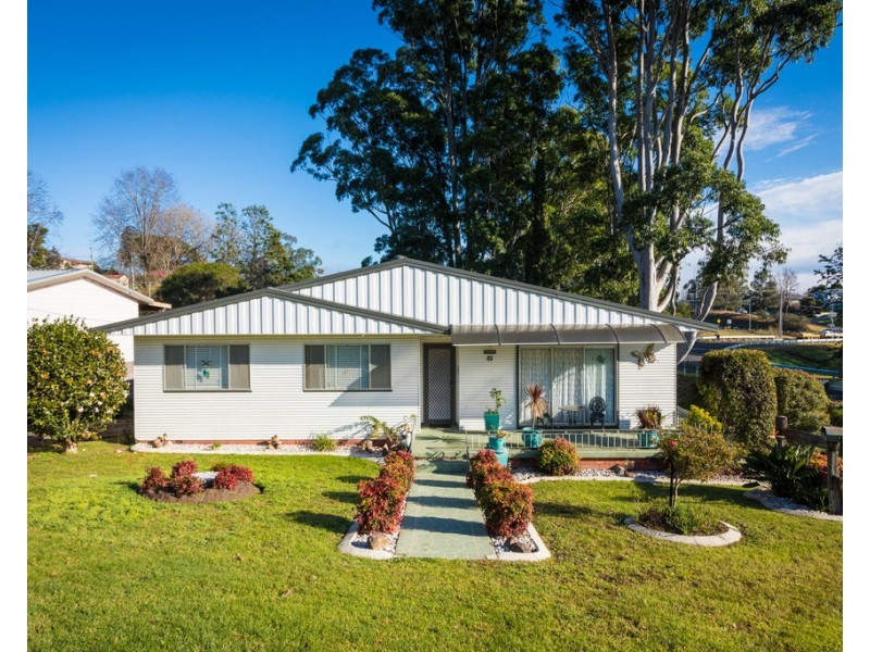 11 Meringo Street, Bega NSW 2550