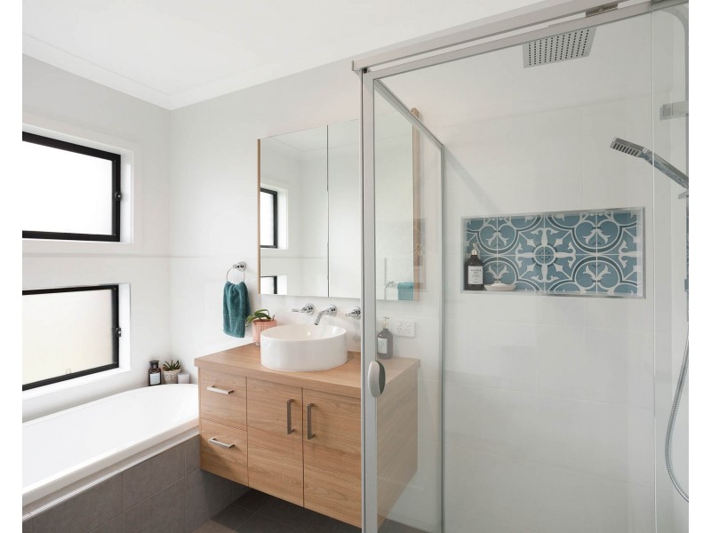 14 MILLBANK WAY, Bega NSW 2550