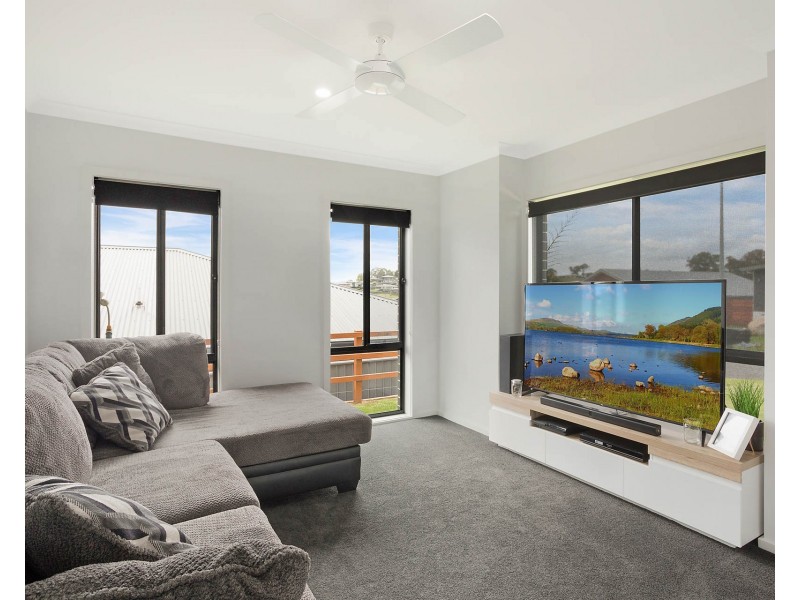 14 MILLBANK WAY, Bega NSW 2550