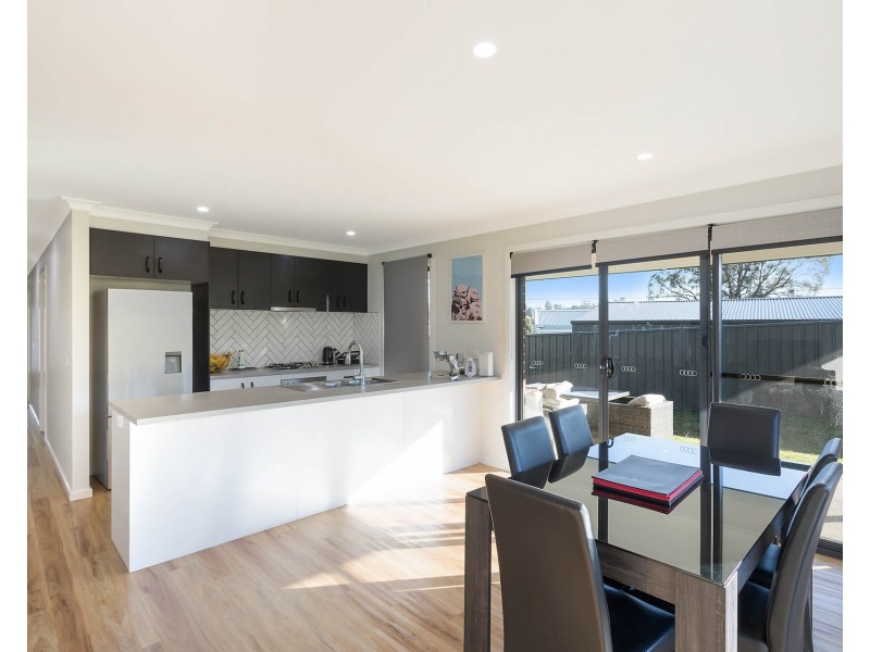 146 East Street, Bega NSW 2550