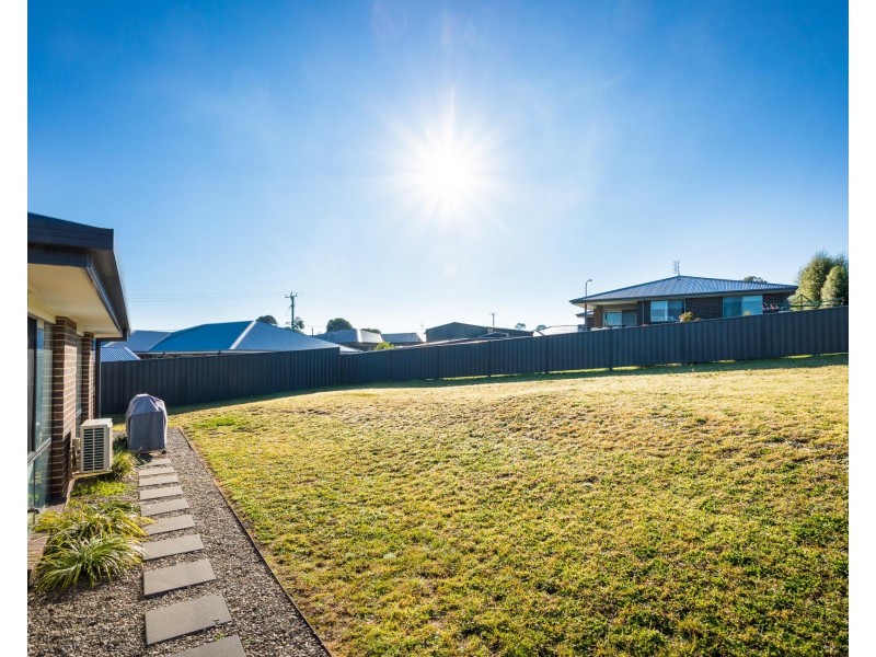 146 East Street, Bega NSW 2550