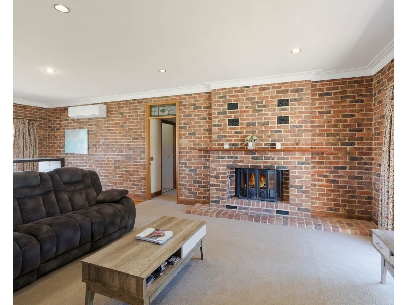 38 Curyo Lane, Bega NSW 2550