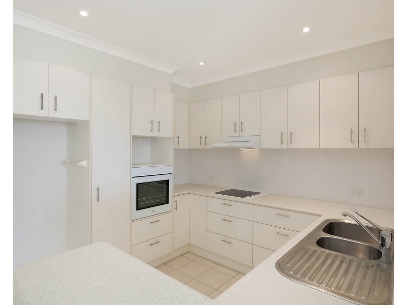 11/1B Golf Circuit, Tura Beach NSW 2548