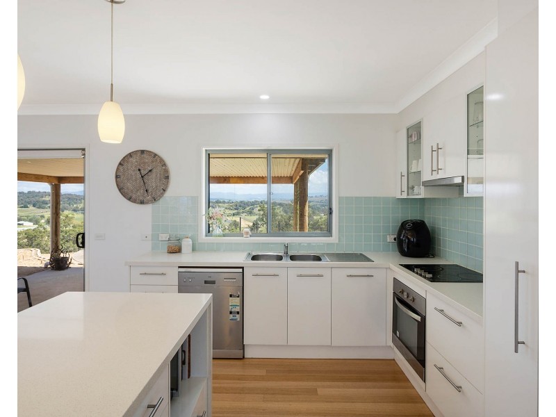 39 Finucanes Lane, Bega NSW 2550