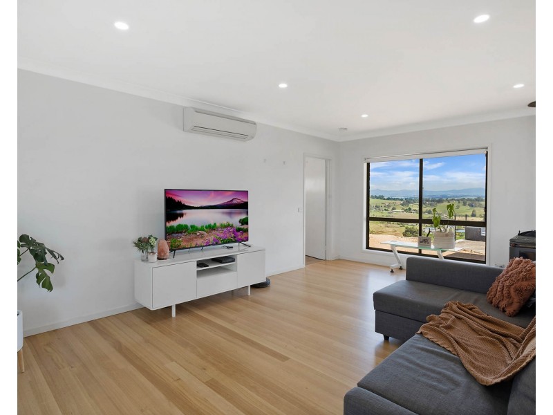 39 Finucanes Lane, Bega NSW 2550