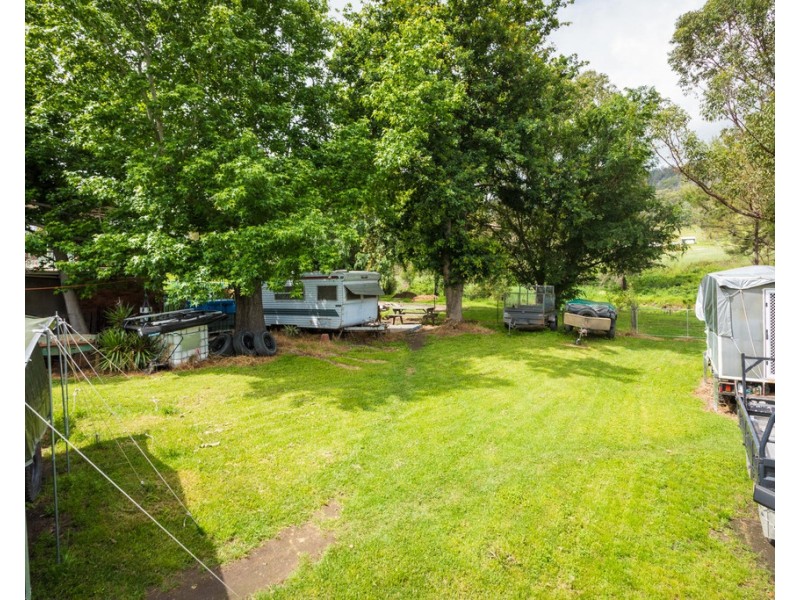 11 Cobargo Bermagui Rd, Cobargo NSW 2550
