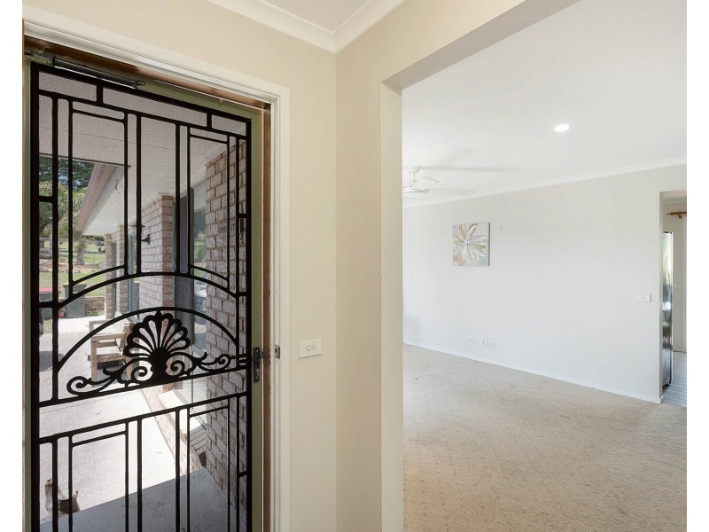 77 Max Slater Drive, Bega NSW 2550