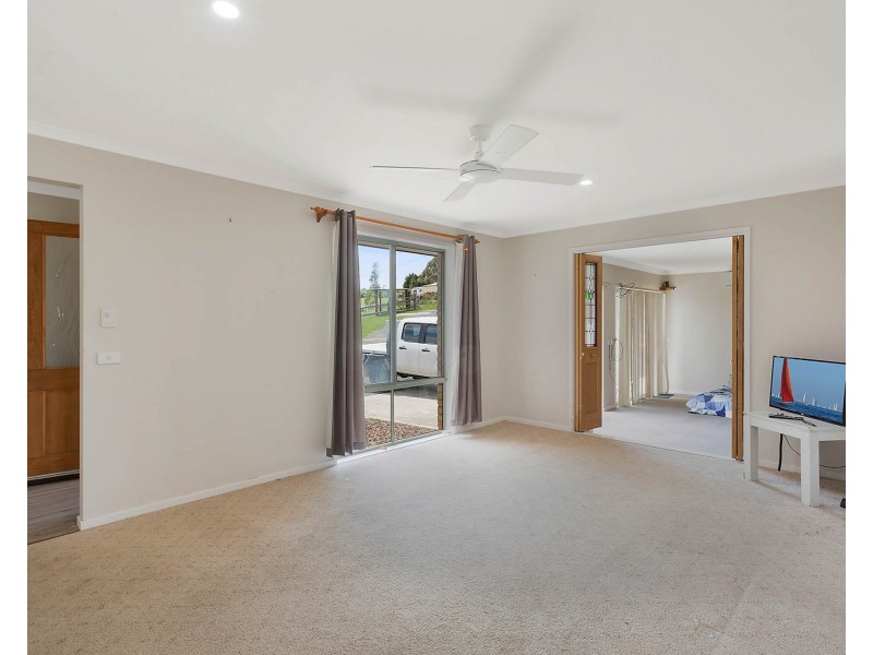 77 Max Slater Drive, Bega NSW 2550