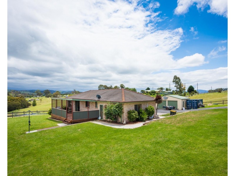 77 Max Slater Drive, Bega NSW 2550