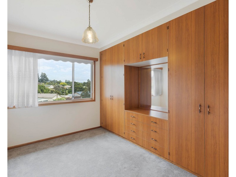 44 Ravenswood Street, Bega NSW 2550