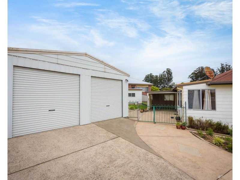 44 Ravenswood Street, Bega NSW 2550