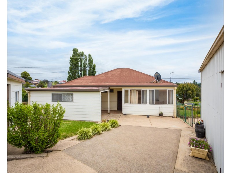 44 Ravenswood Street, Bega NSW 2550