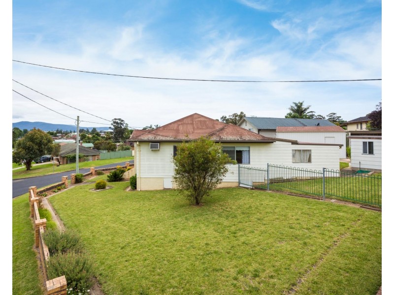 44 Ravenswood Street, Bega NSW 2550