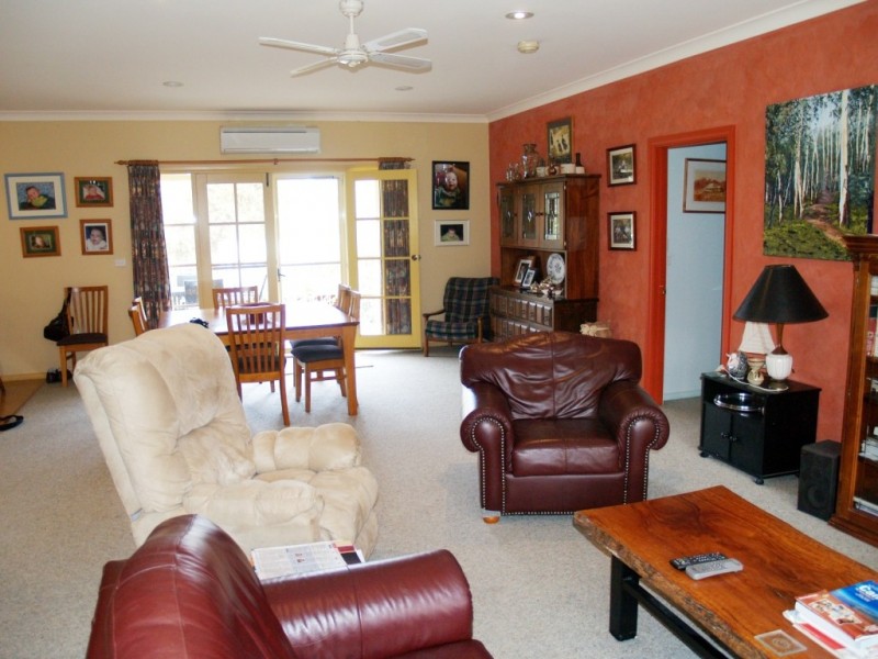 9 Annabelle Close, Wolumla NSW 2550