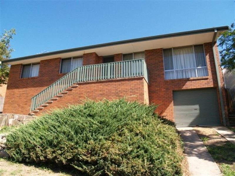 5 Gregory Way, Bega NSW 2550