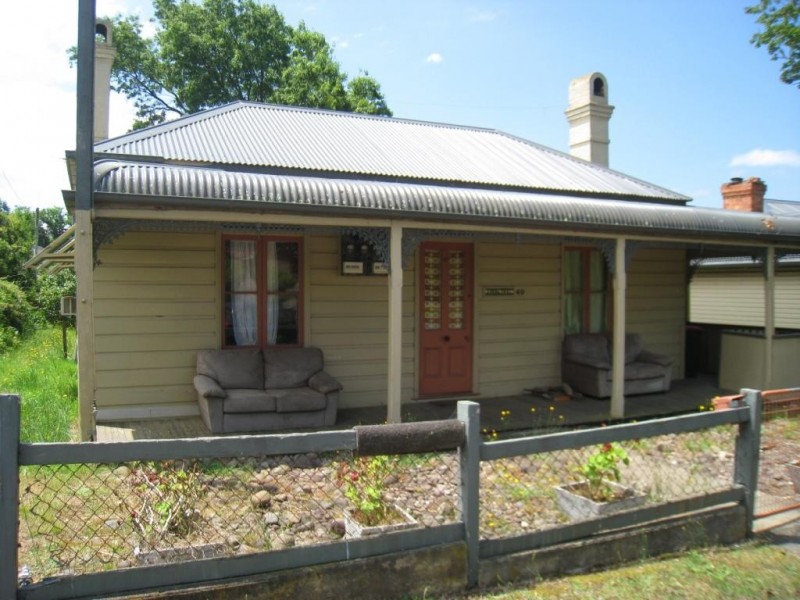 49 Carp St, Bega NSW 2550
