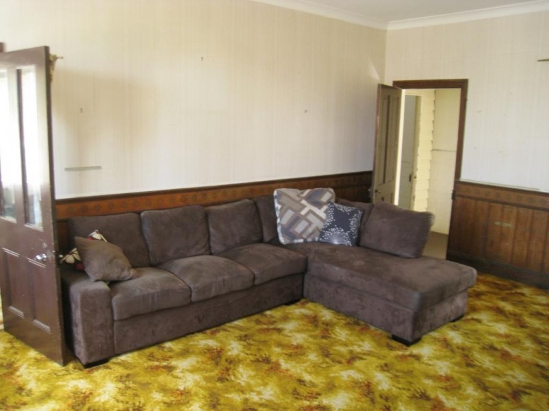 49 Carp St, Bega NSW 2550