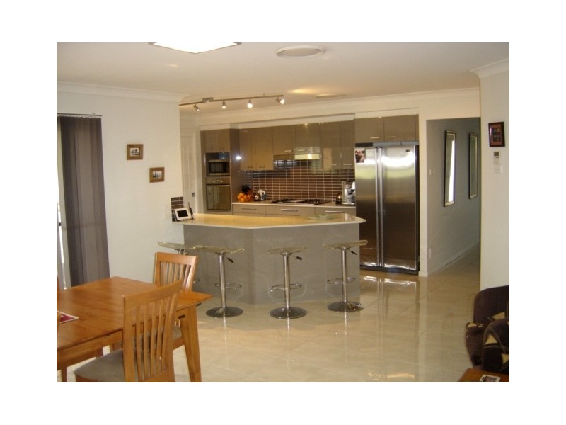 44 Glen Mia Dr, Bega NSW 2550