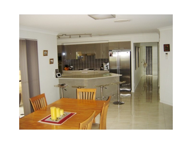 44 Glen Mia Dr, Bega NSW 2550