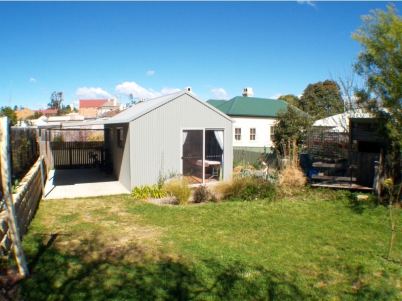54 Bega St, Bega NSW 2550