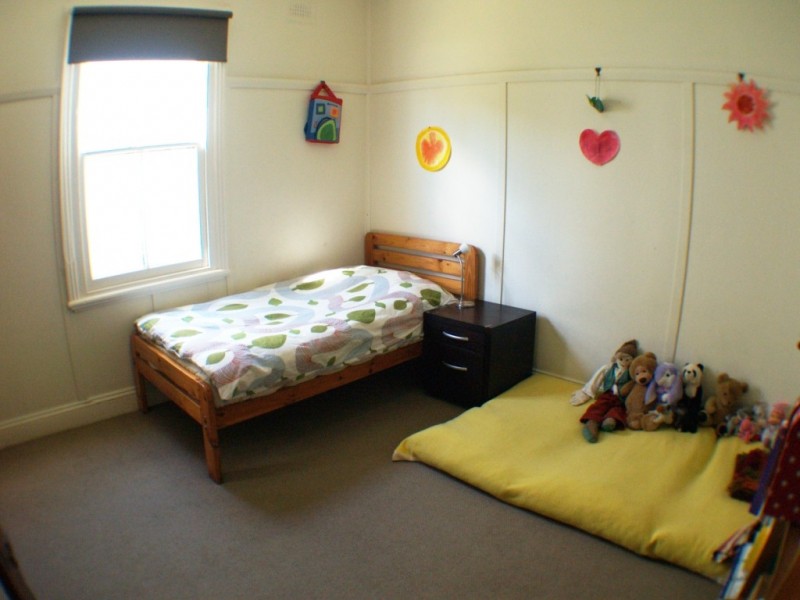 54 Bega St, Bega NSW 2550