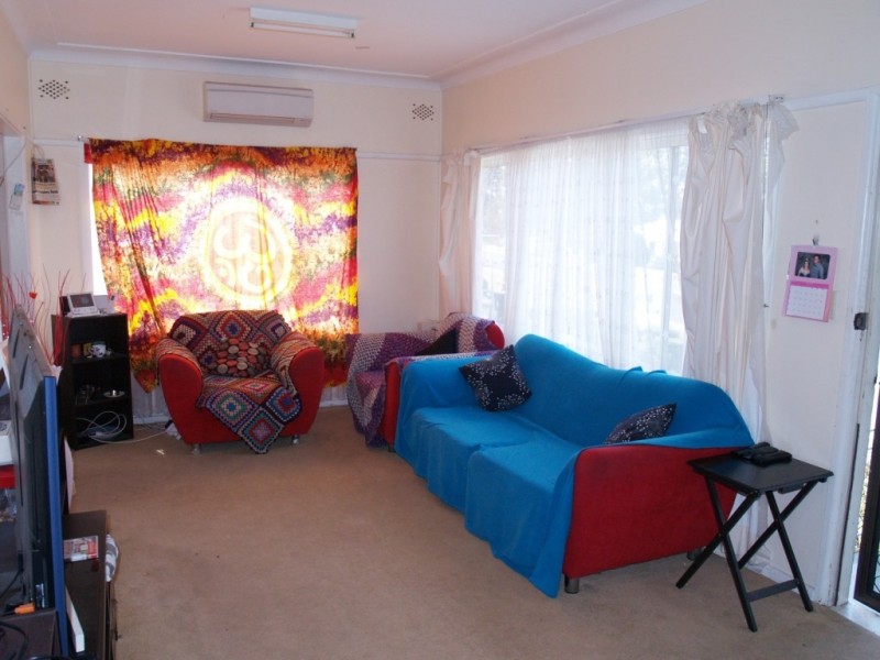 57 Meringo St, Bega NSW 2550