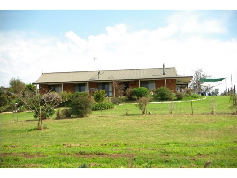 7-13 Parrabell St, Bega NSW 2550