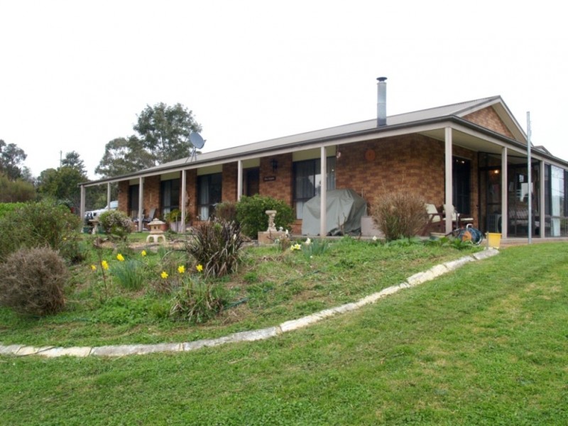 7-13 Parrabell St, Bega NSW 2550