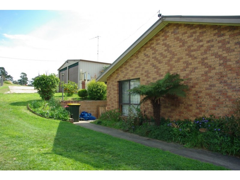 7-13 Parrabell St, Bega NSW 2550