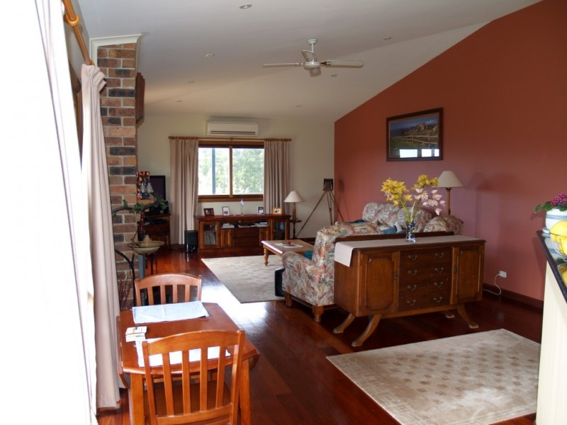 880 South Wolumla Rd, Candelo NSW 2550