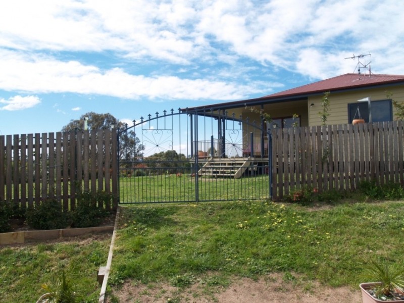 880 South Wolumla Rd, Candelo NSW 2550