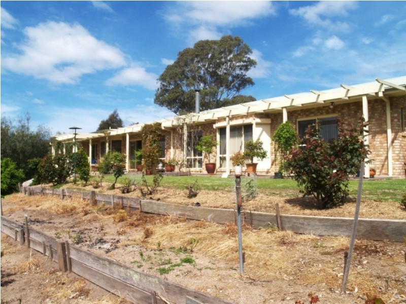 90 Kerrisons Lane, Bega NSW 2550