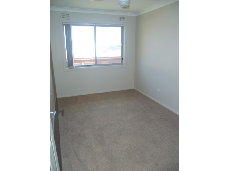 32 Tathra Rd, Bega NSW 2550