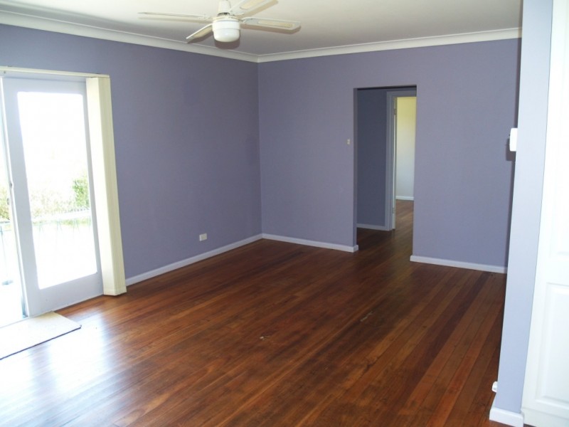 9 Scott St, Wolumla NSW 2550