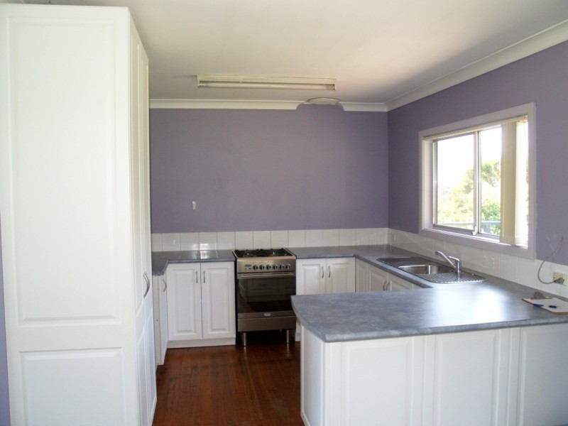9 Scott St, Wolumla NSW 2550