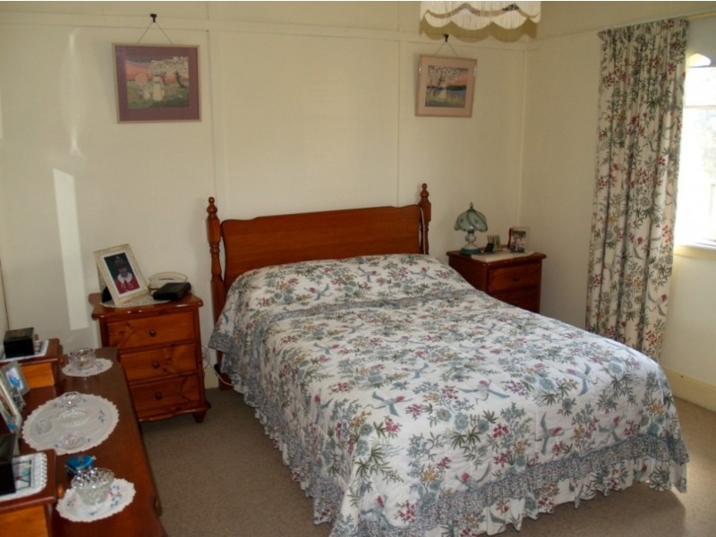 9 Bega St, Candelo NSW 2550