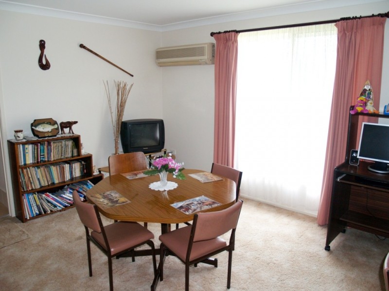 32 Max Slater Drive, Bega NSW 2550