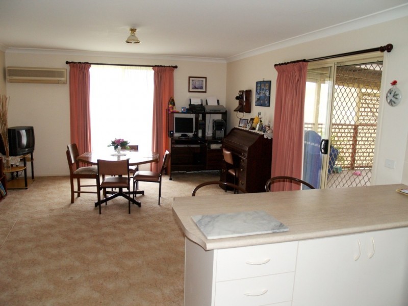 32 Max Slater Drive, Bega NSW 2550