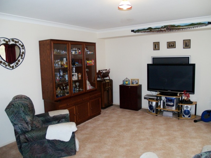 32 Max Slater Drive, Bega NSW 2550