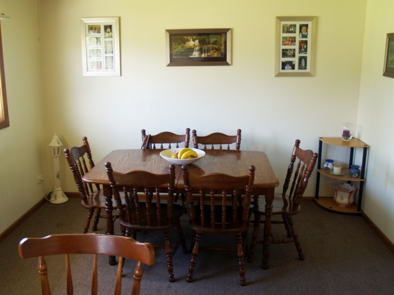 8 Hillview St, Cobargo NSW 2550