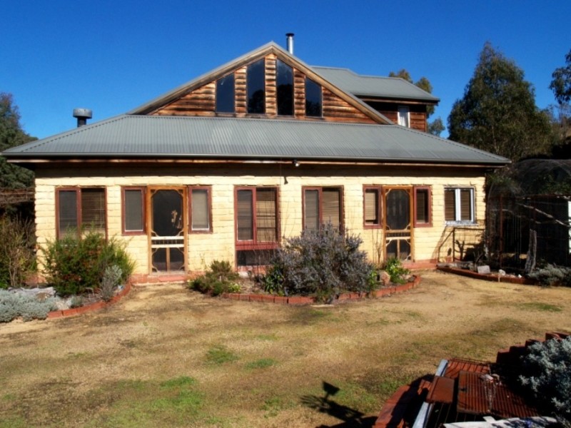 168 Mt Pleasant Rd, Bega NSW 2550