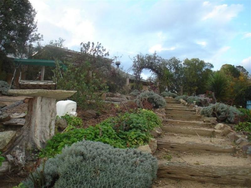 168 Mt Pleasant Rd, Bega NSW 2550