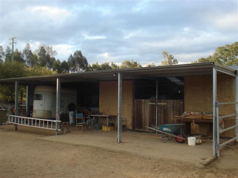 168 Mt Pleasant Rd, Bega NSW 2550