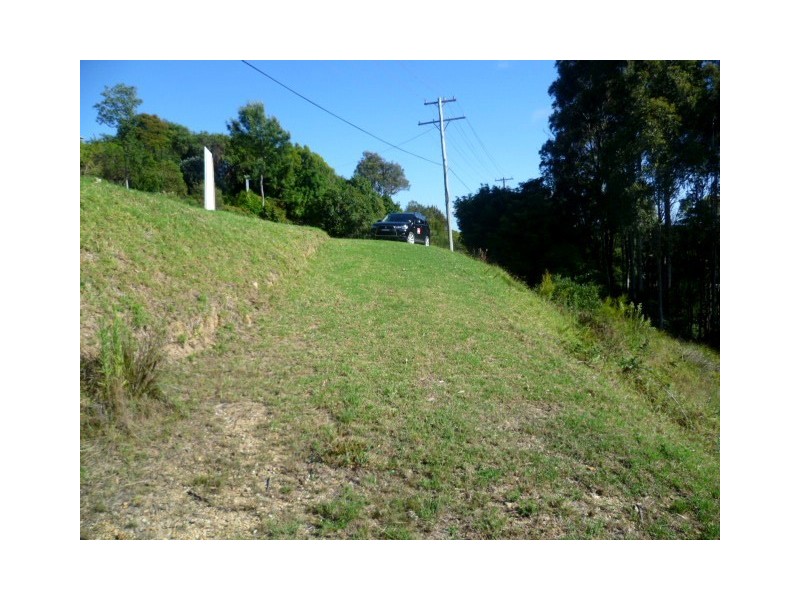 12 Thompsons Dr, Tathra NSW 2550