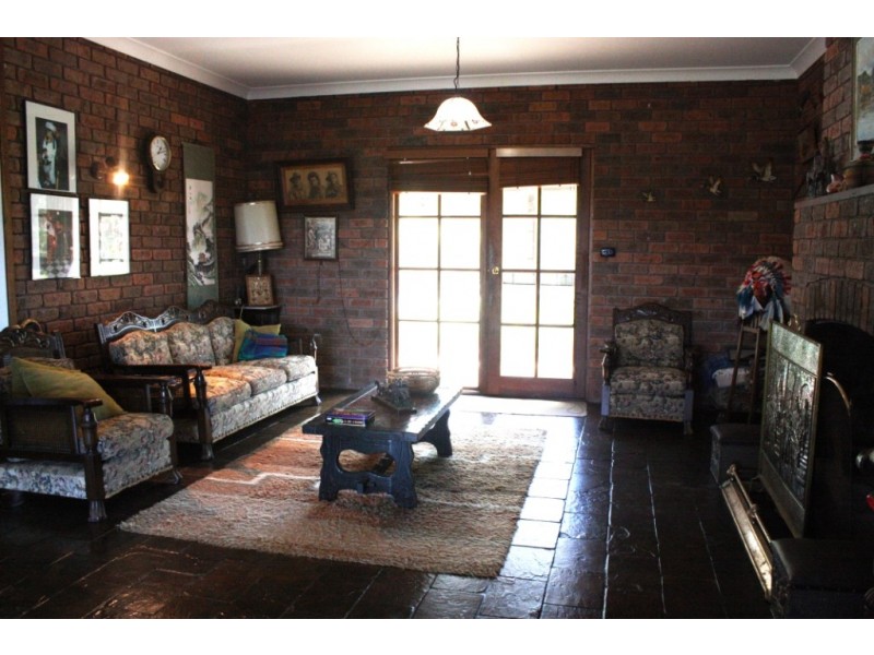 234 Snowy Mountains Hwy, Bega NSW 2550
