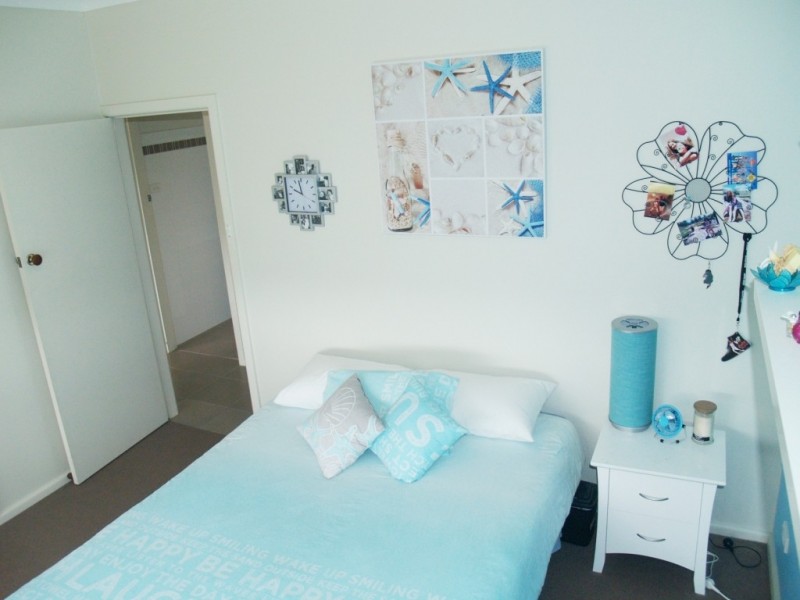 27 Tathra Rd, Bega NSW 2550