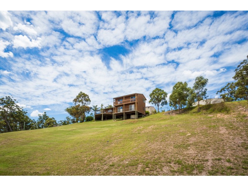 33 Boggy Creek Rd, Millingandi NSW 2549