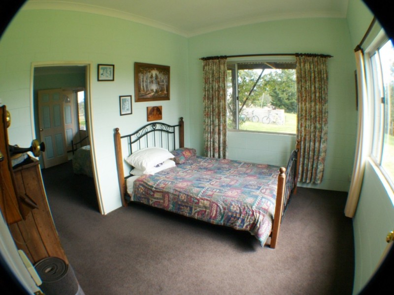 8 Moore Wrens Road, Tarraganda NSW 2550