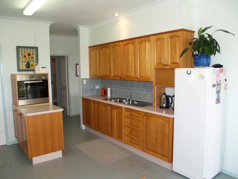 20 Northview Close, Bega NSW 2550