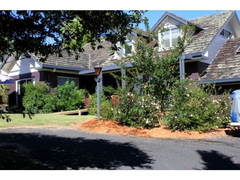 7 Tathra Rd, Bega NSW 2550